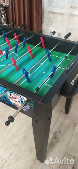 Настольный футбол кикер