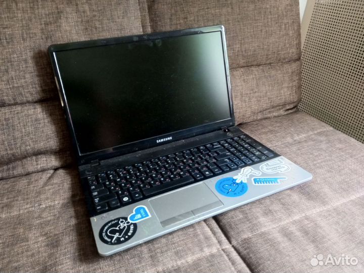 Ноутбук Samsung np305v5a/4 ядра/ 6 гб озу