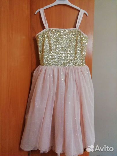 Платье нарядное р.158