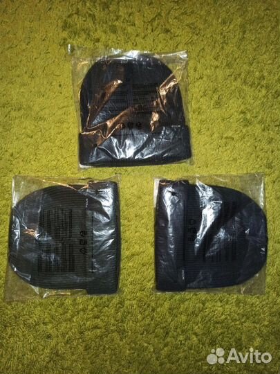 Шапка fcuk (French Connection)