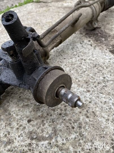 Рулевая рейка с гуром Лянча Тема