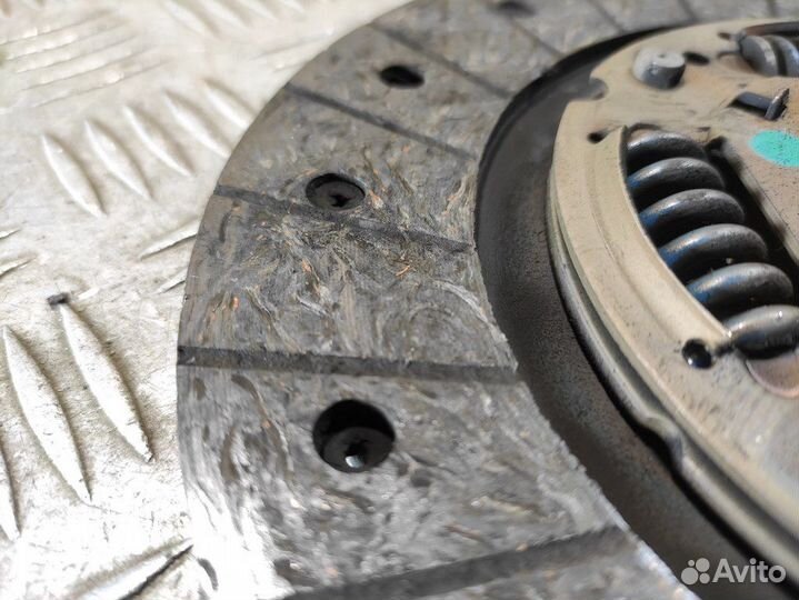 Диск сцепления Nissan Almera Classic