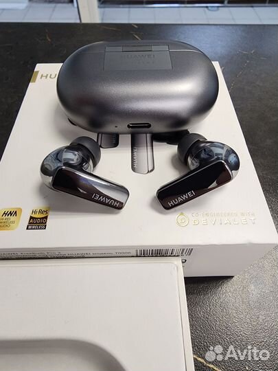 Беспроводные наушники