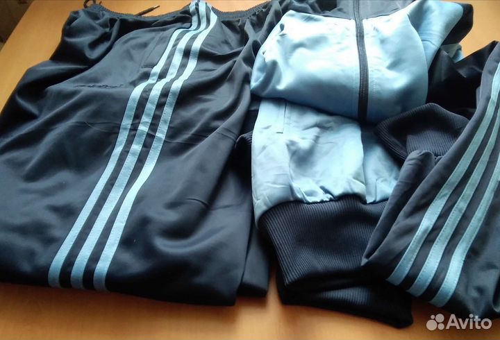 Спортивный костюм