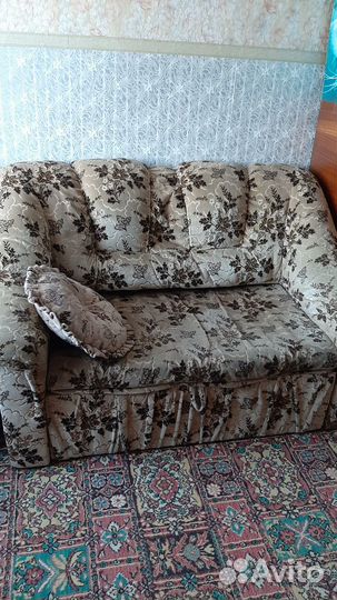 Диван и 2 кресла