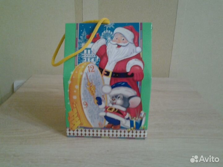 Коробка новогодняя для подарка 6 шт