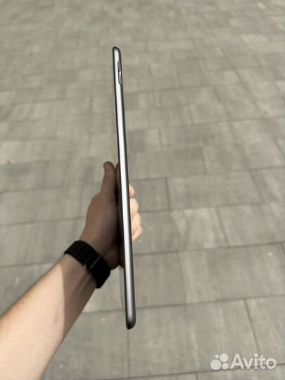 Планшет iPad 9 64Gb WI-Fi gray+чехол клавиатура