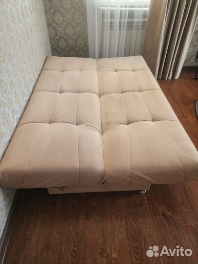 Продам диван б/у