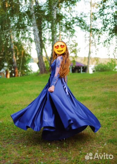 Вечернее платье