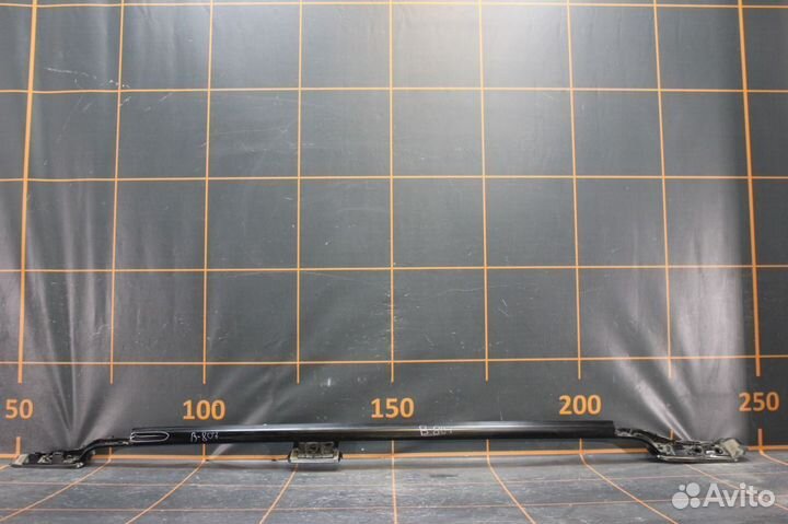 Рейлинг правый - Toyota Land Cruiser 200