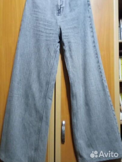 Джинсы 42-44р новые