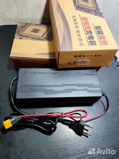 Зарядное устройство 54.6v 5a