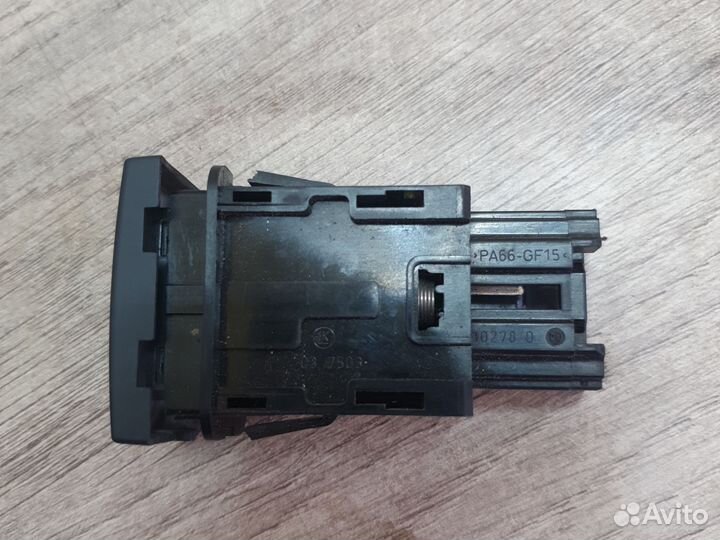 Кнопка обогрева сидений mazda 3 bk