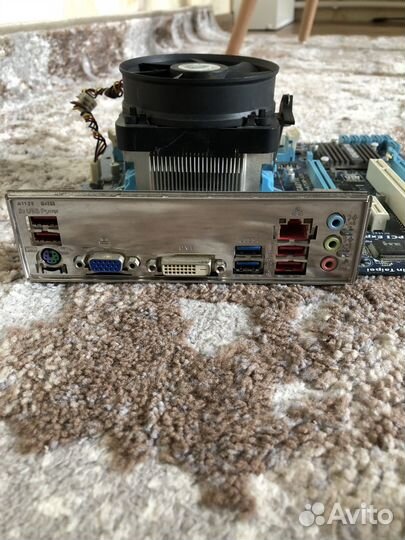 Материнская плата fm1