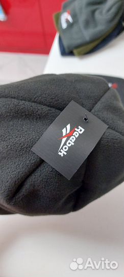 Флисовая шапка Reebok по голове