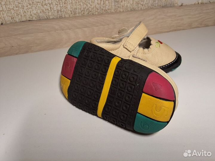 Туфельки для девочки