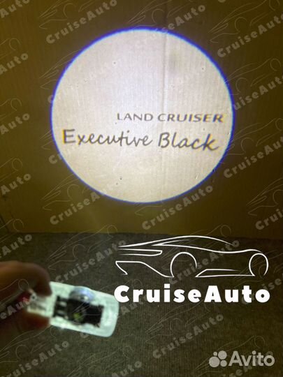 Подсветка дверей Ленд Крузер 200 Executive black