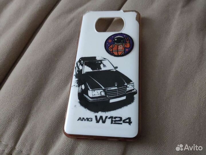 Чехлы на телефон