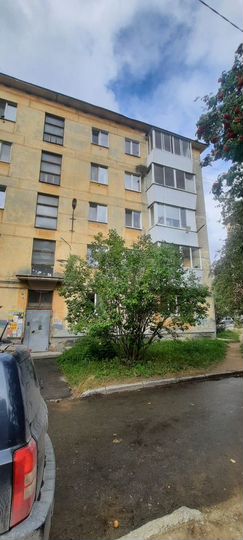 3-к. квартира, 52 м², 1/5 эт.