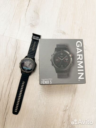 Часы garmin fenix 5