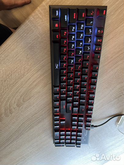 Игровая клавиатура hyperx
