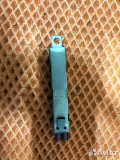 Усилитель антенны Audi Q5 I 8R cdnc 2010