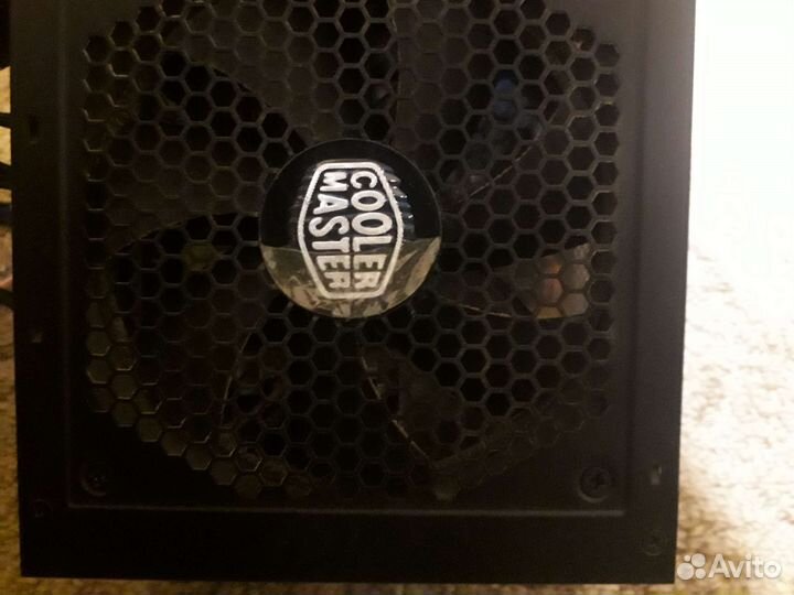 Cooler Master G750