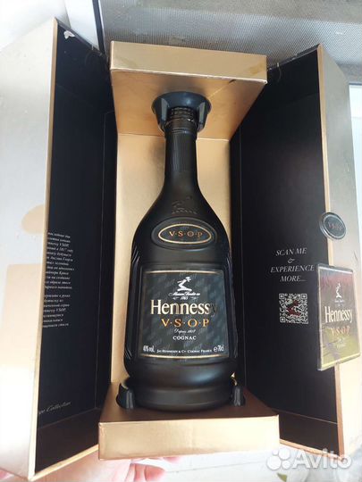 Hennessy vsop коробка и пустая бутылка