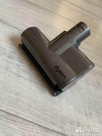 Мини турбо-щетка для пылесосов Dyson
