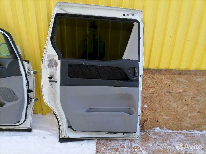 Дверь задняя левая Toyota Alphard ANH10 ANH15 MNH1