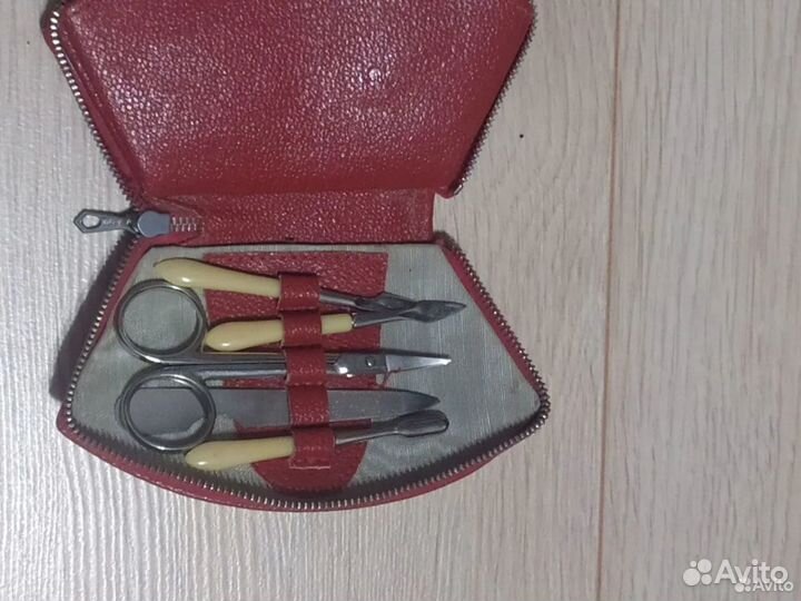 Дорожно- маникюрный набор. СССР