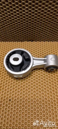 Опора двигателя