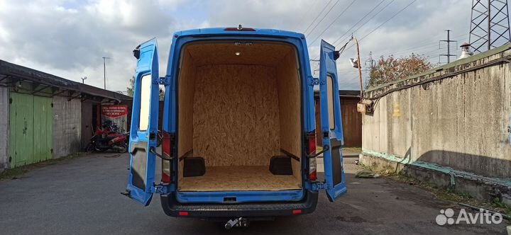 Ford Transit цельнометаллический, 2016