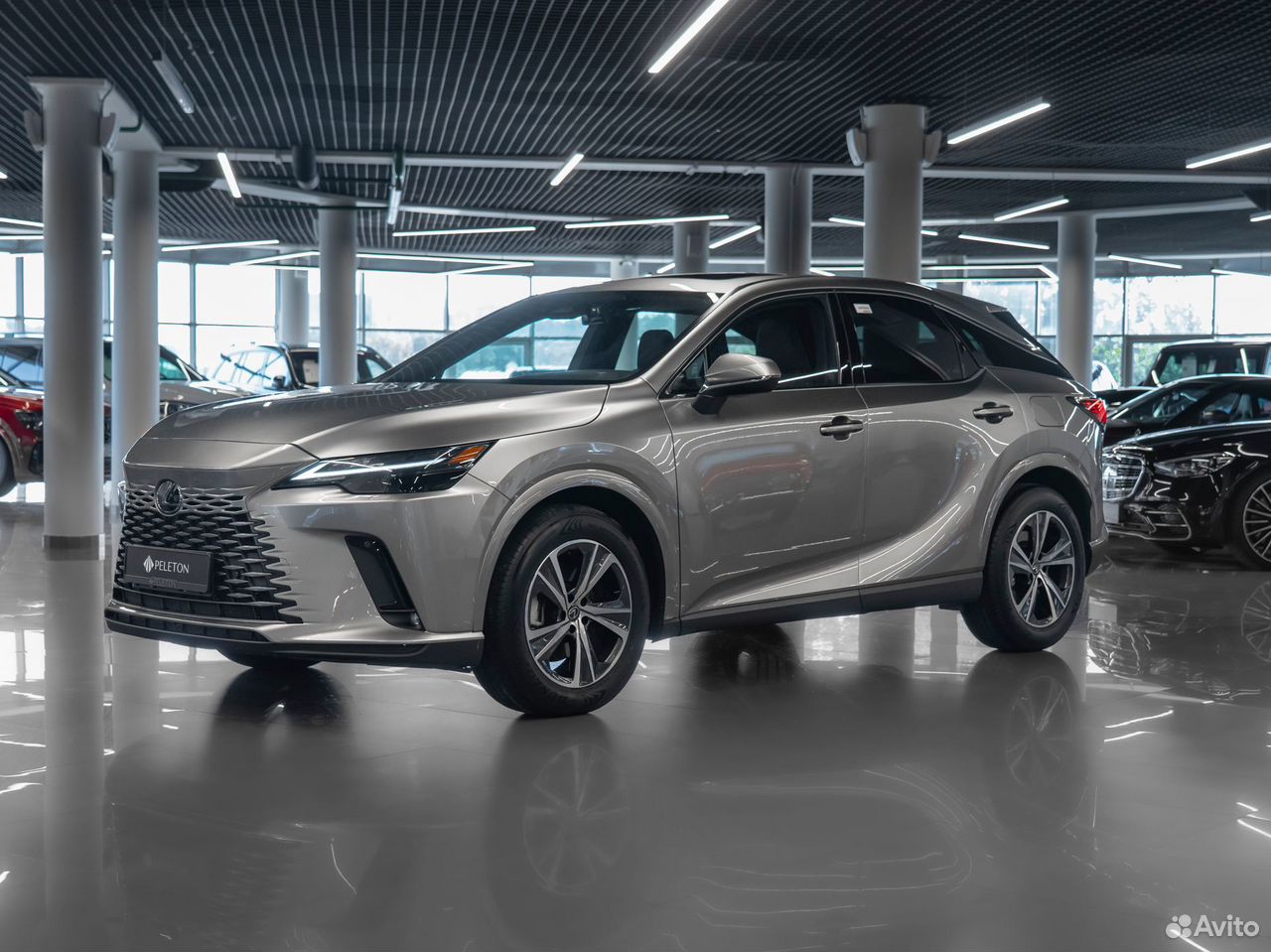 Lexus RX 2.0 AT, 2025, 7 720 км
