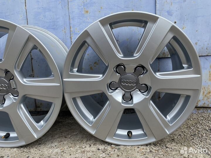 Оригинальные литые диски R17 5x112 Audi