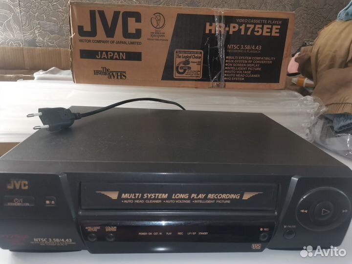 Видеомагнитофон jvc