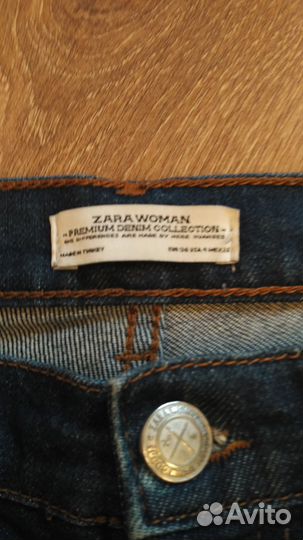 Джинсы zara