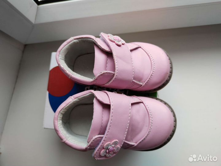 Ботинки и тапки для девочки 21 р