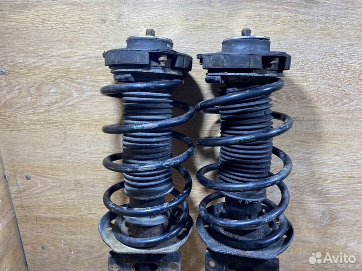 Комплект передних стоек Skoda Fabia 1 ST212