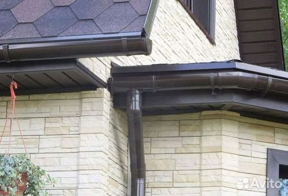 Водосток металлический