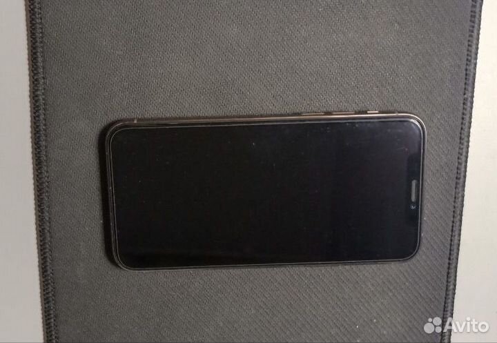 iPhone 11 Pro, 64 ГБ
