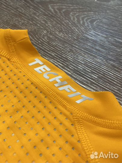 Футболка компрессионная adidas techfit