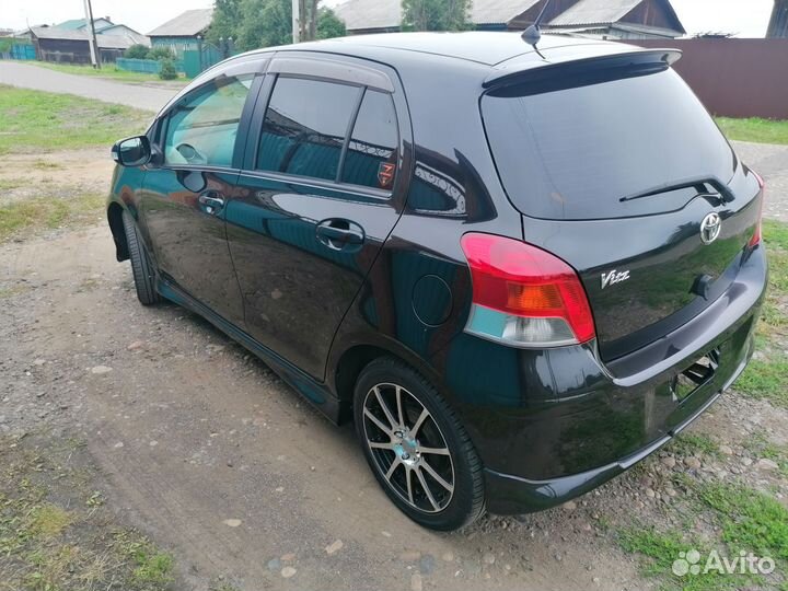 Toyota Vitz 1.0 CVT, 2009, 77 000 км