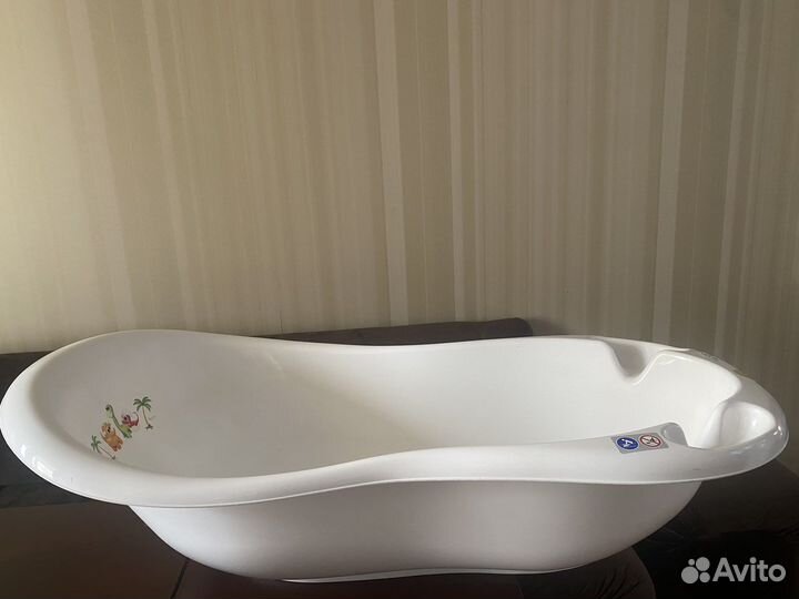 Ванночка для купания с подставкой