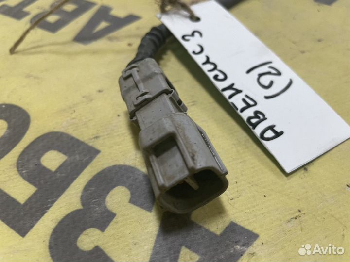 Лямбда зонд Toyota Avensis 3