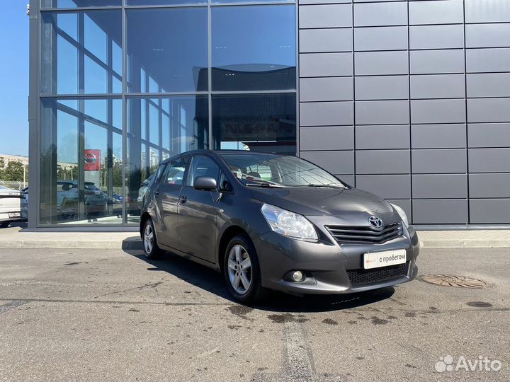 Toyota Verso 1.8 МТ, 2010, 93 000 км