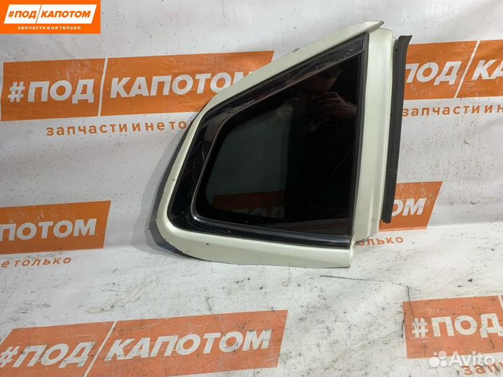 Форточка двери задней правой Nissan X-Trail T32