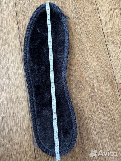 Продам мужские ботинки