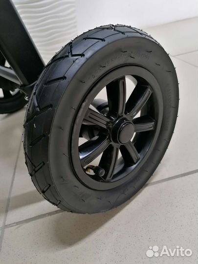 Новая коляска Luxmom Siesta резиновые колеса/Black