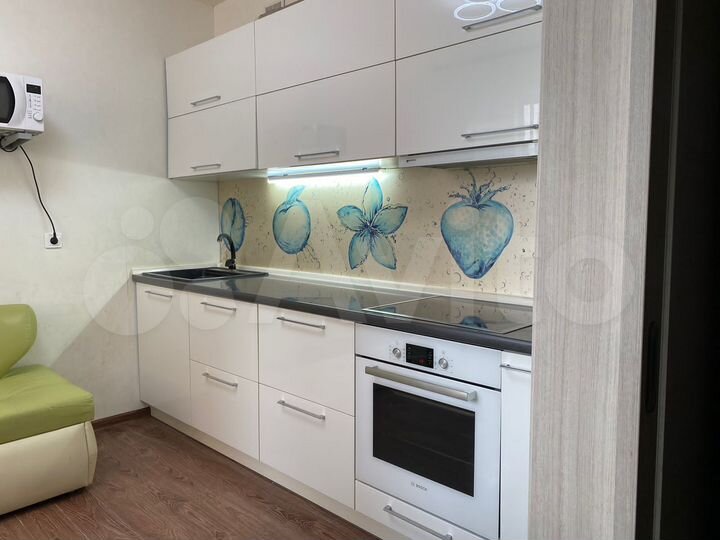 3-к. квартира, 80,7 м², 6/10 эт.